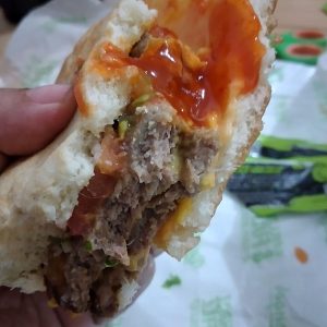 Review jujur Burger Bangor artis Denny Sumargo 