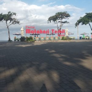 Pantai matahari terbit